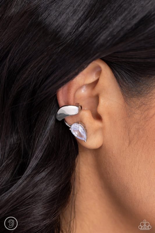 Twisting Teardrop - silver - Paparazzi ear cuff