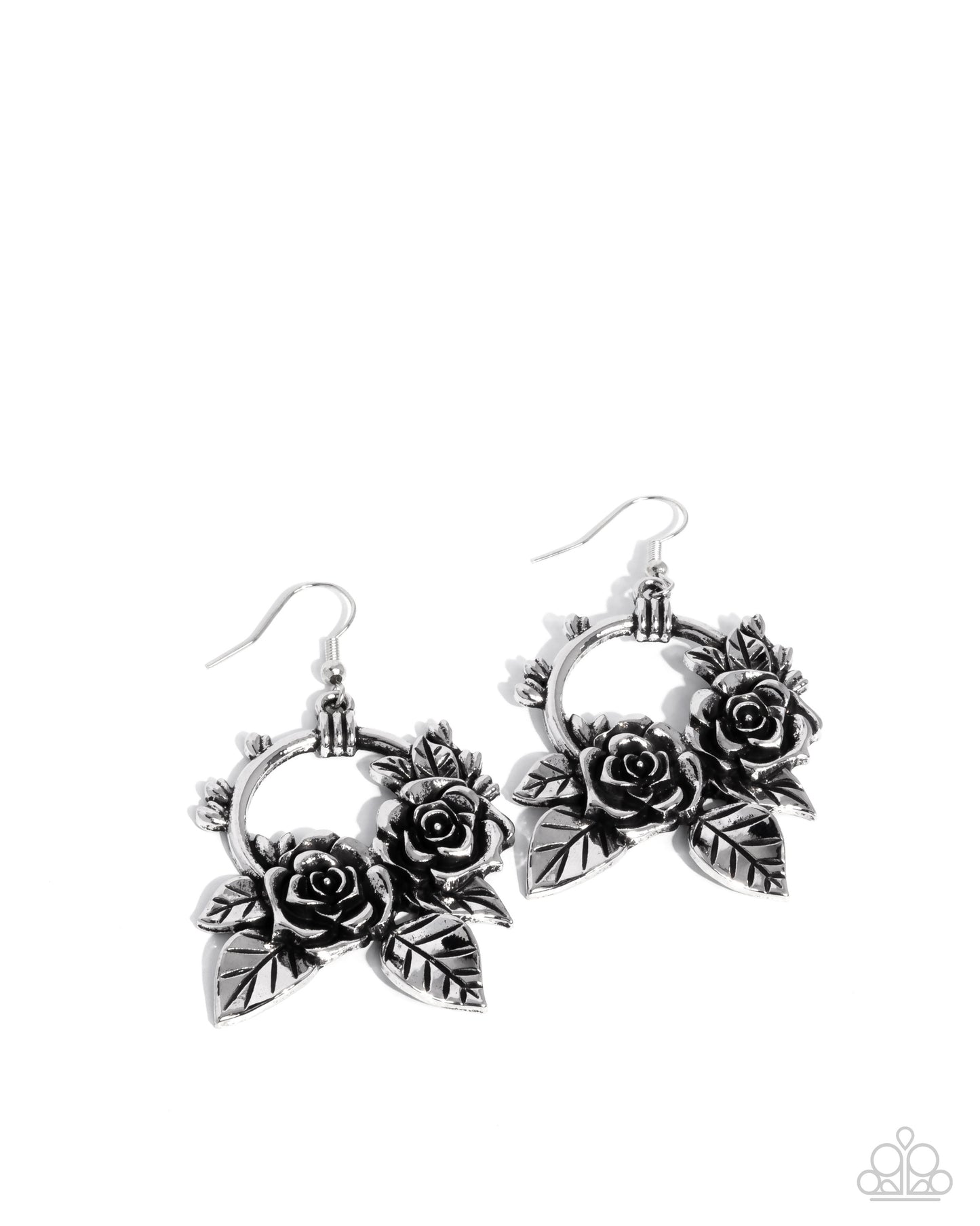 Wanderlust Wreath - silver - Paparazzi earrings