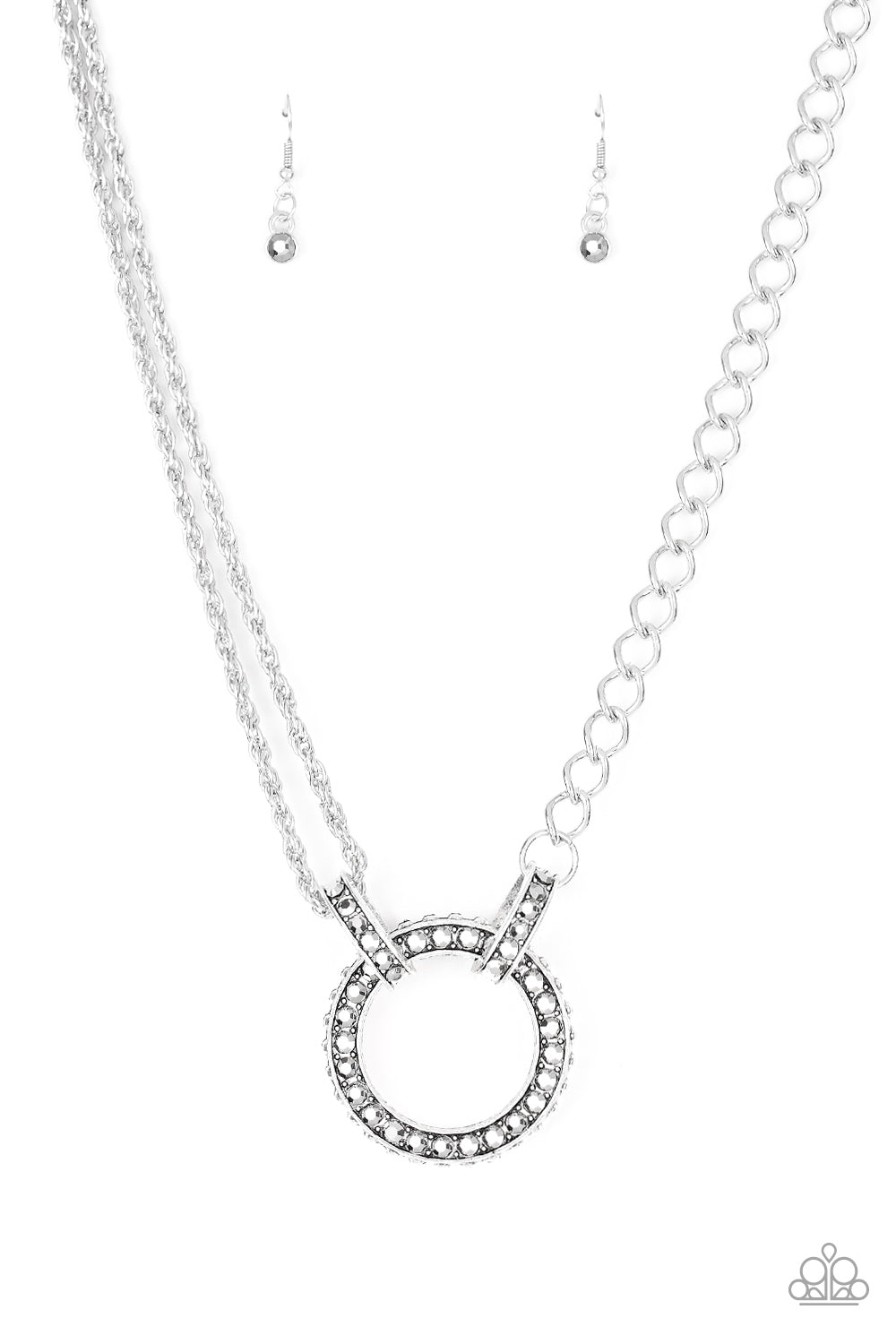Razzle Dazzle - white - Paparazzi necklace