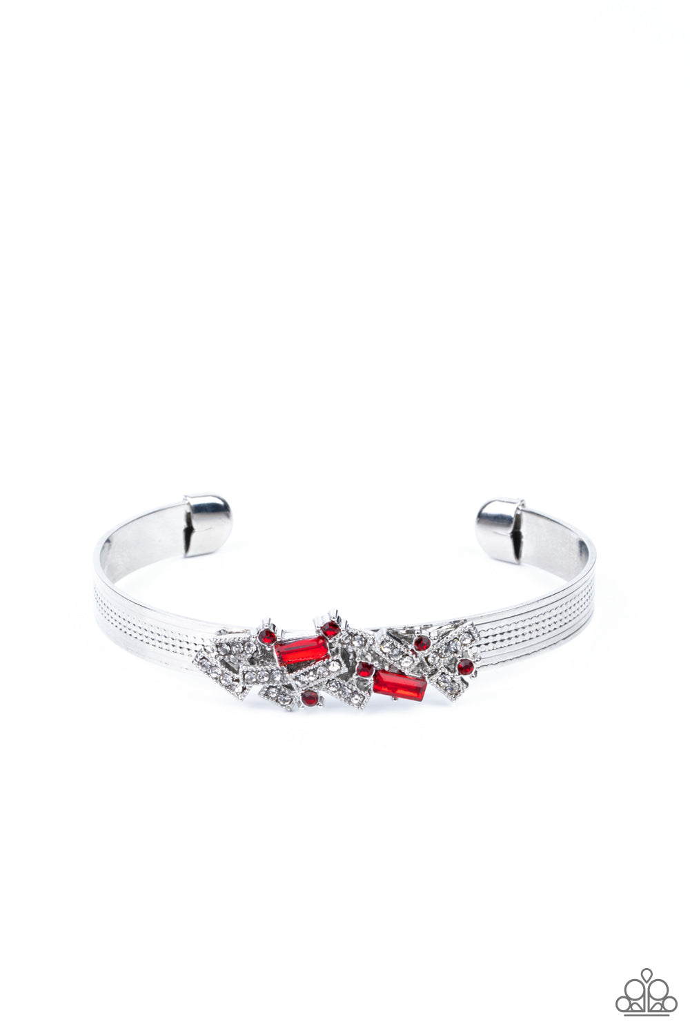 A Chic Clique - red - Paparazzi bracelet