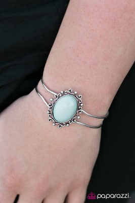 All The Worlds A Stage - Blue - Paparazzi bracelet