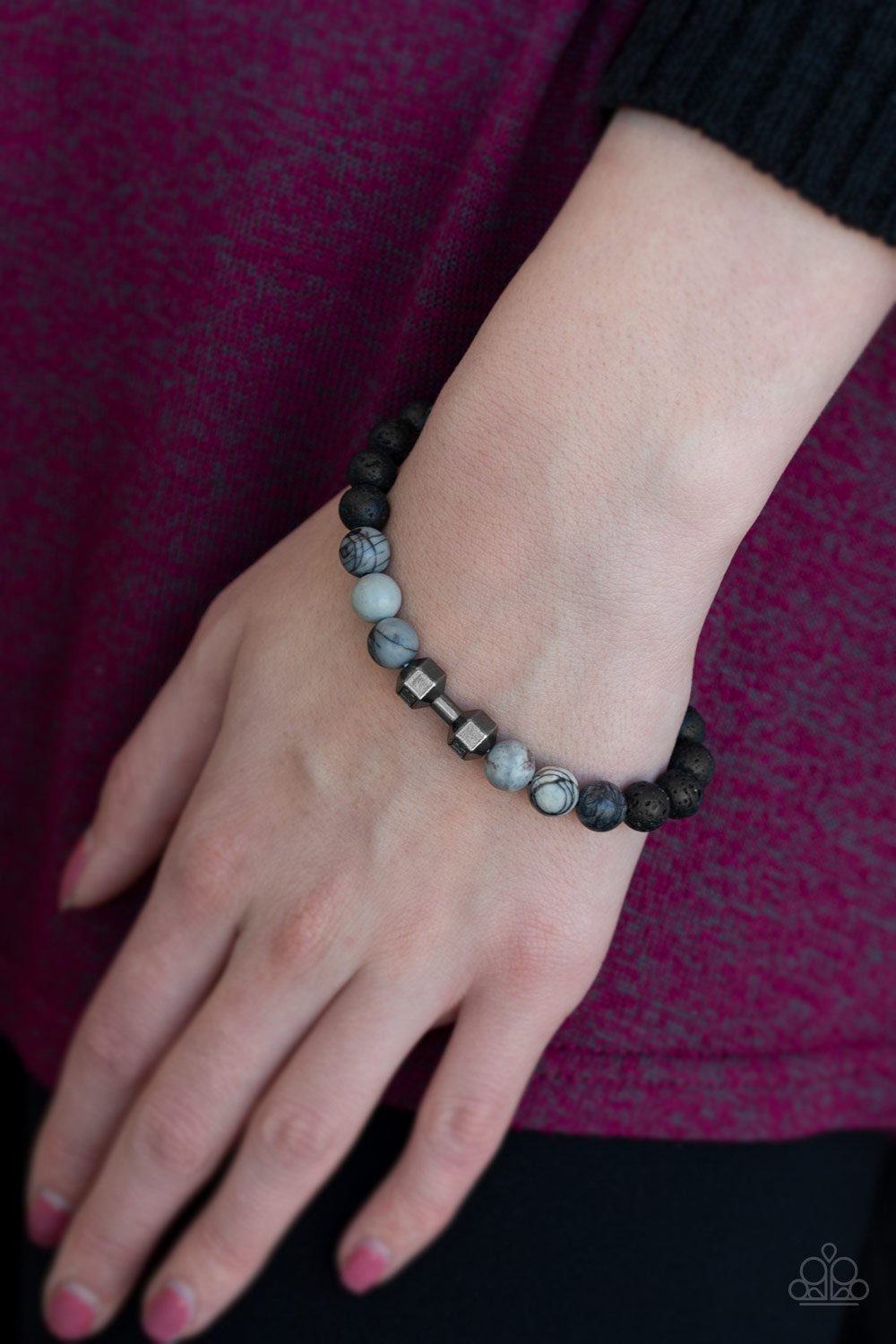 All About the Present - black - Paparazzi bracelet