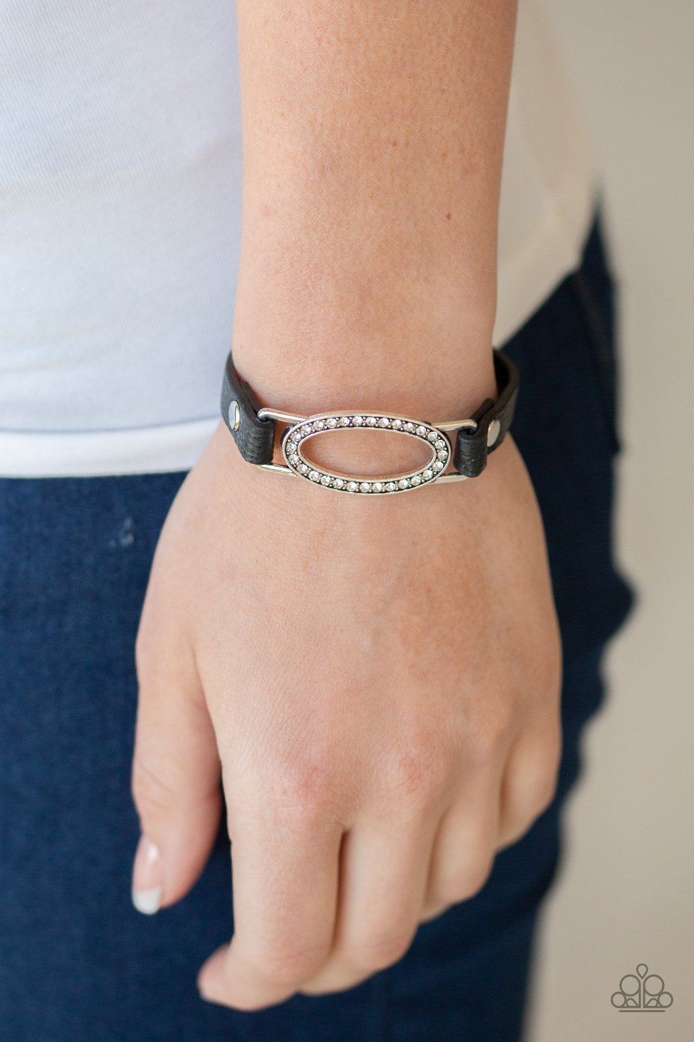 Another Round of Rhinestones-black-Paparazzi bracelet