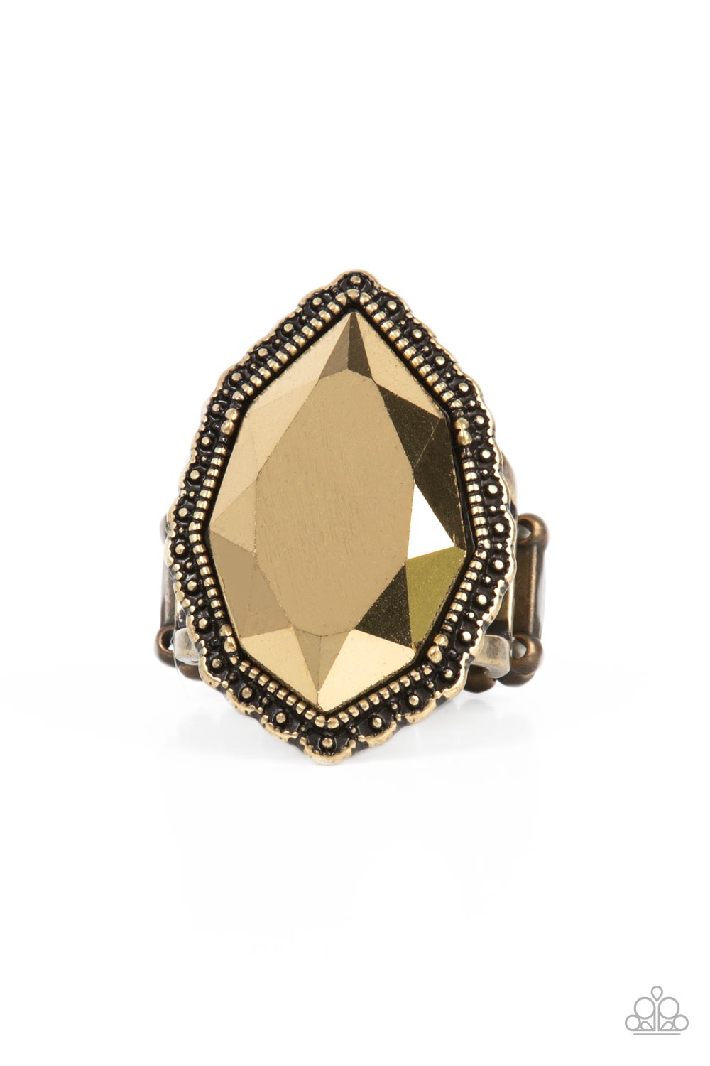 Avant-GRANDEUR - brass - Paparazzi ring