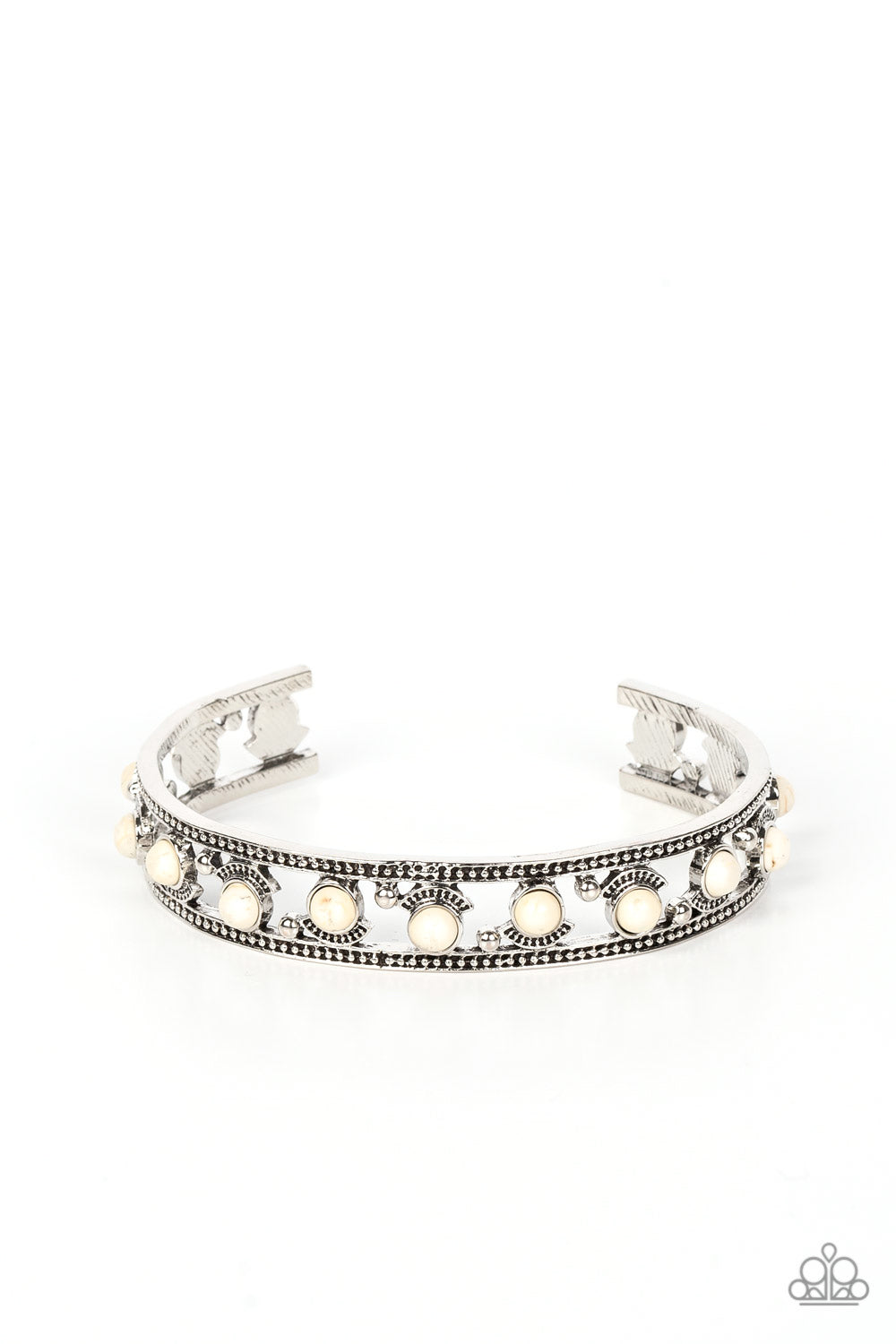 Badlands Bliss - white - Paparazzi bracelet