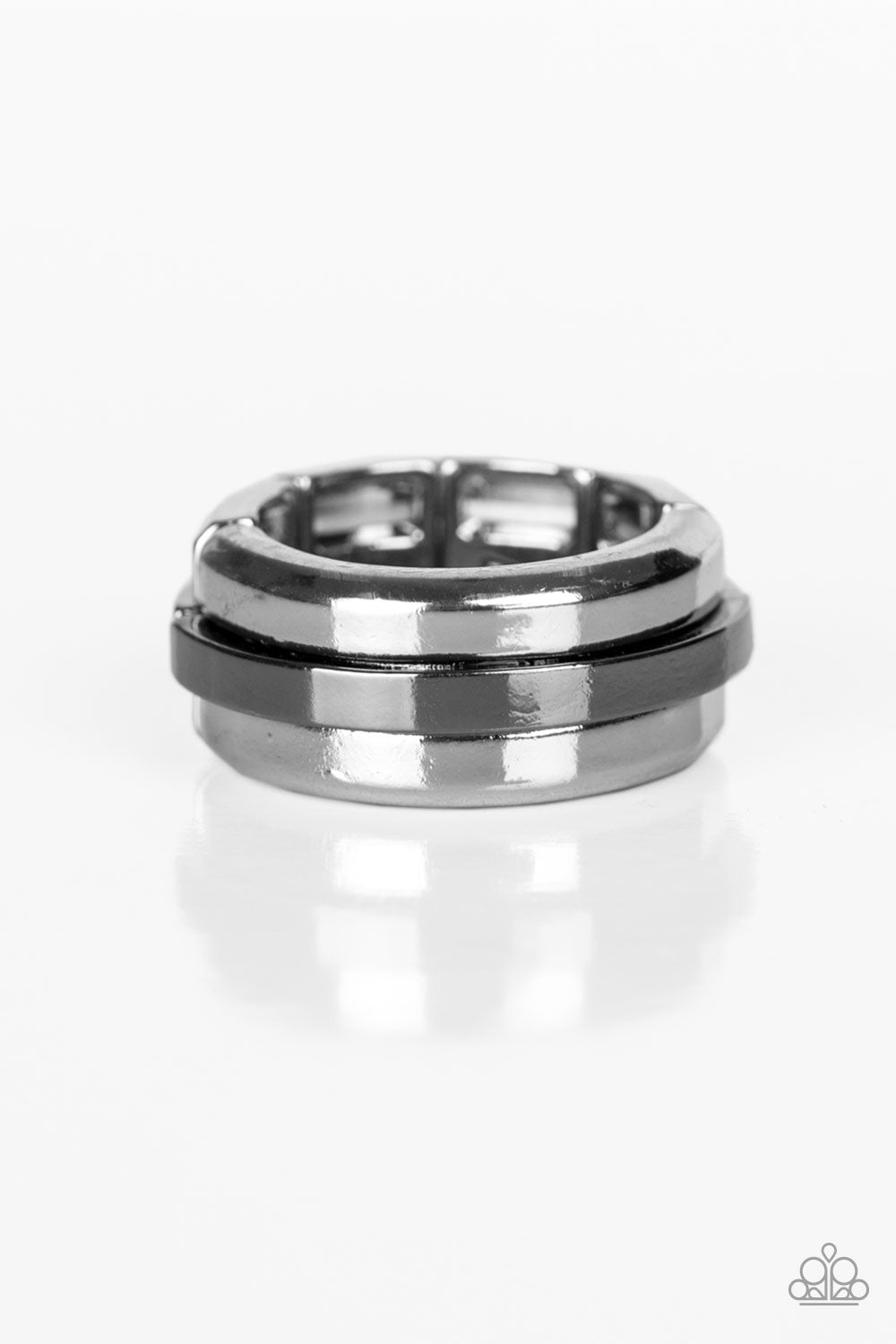 Battle Tank - black - Paparazzi ring