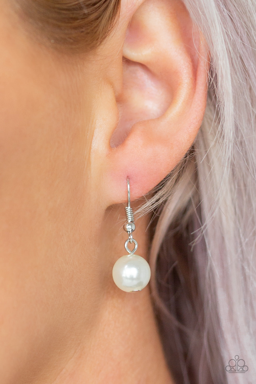 Behind the Scenes - white - Paparazzi necklace