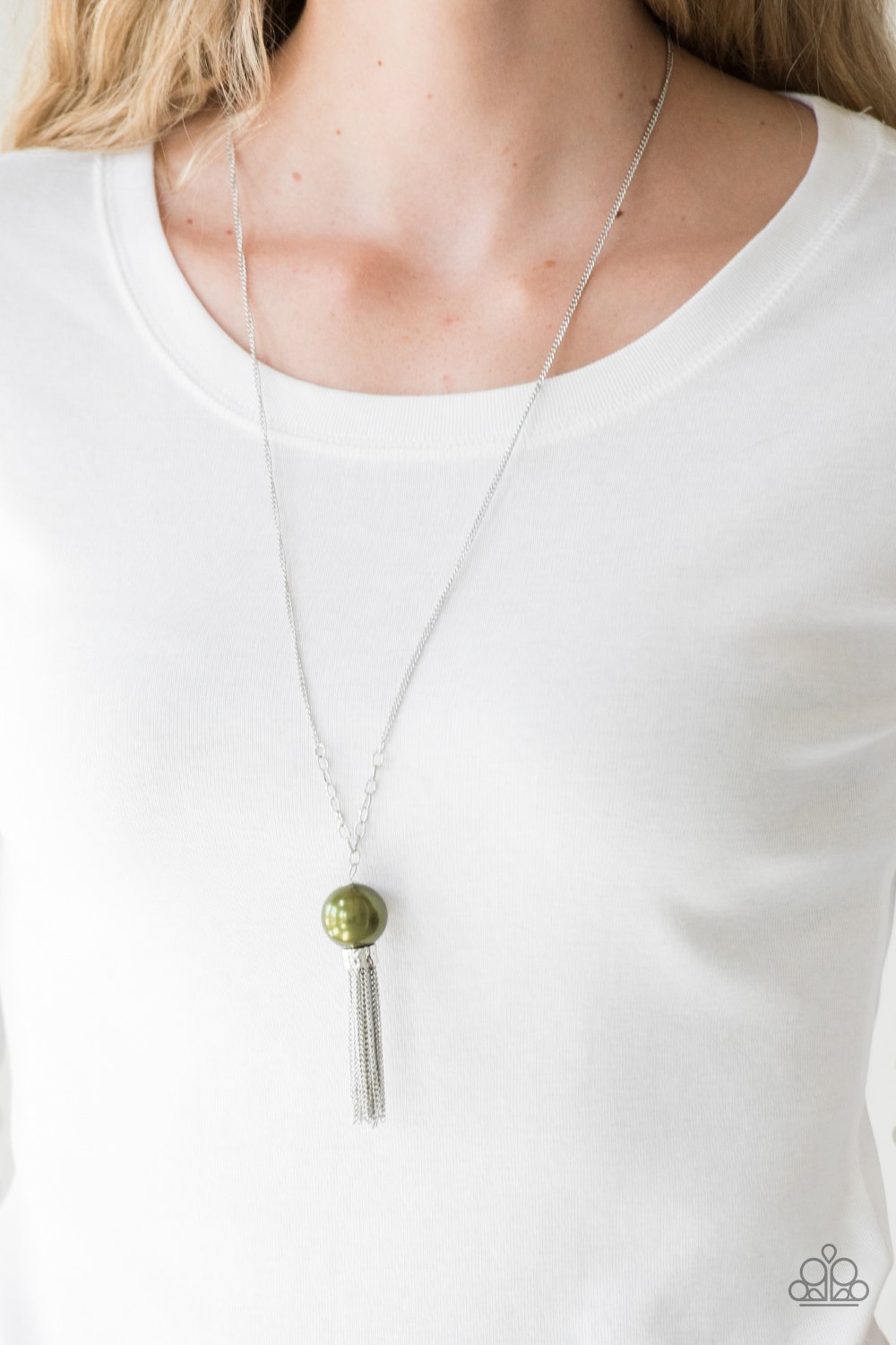 Belle of the Ballroom-green-Paparazzi necklace