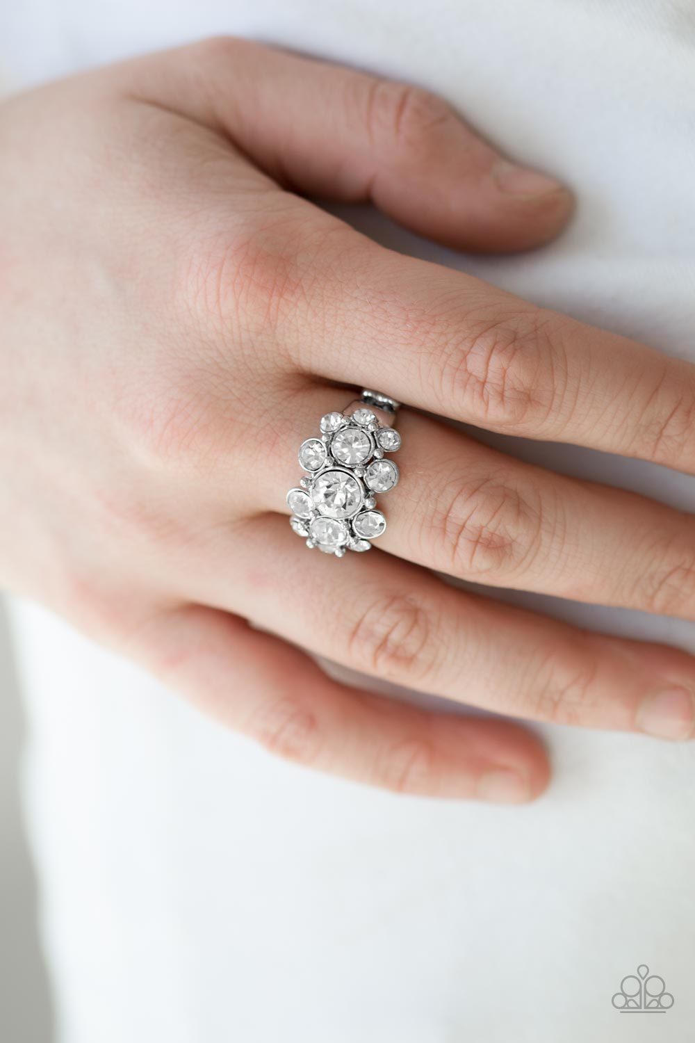 Billion Dollar Bombshell - white - Paparazzi ring