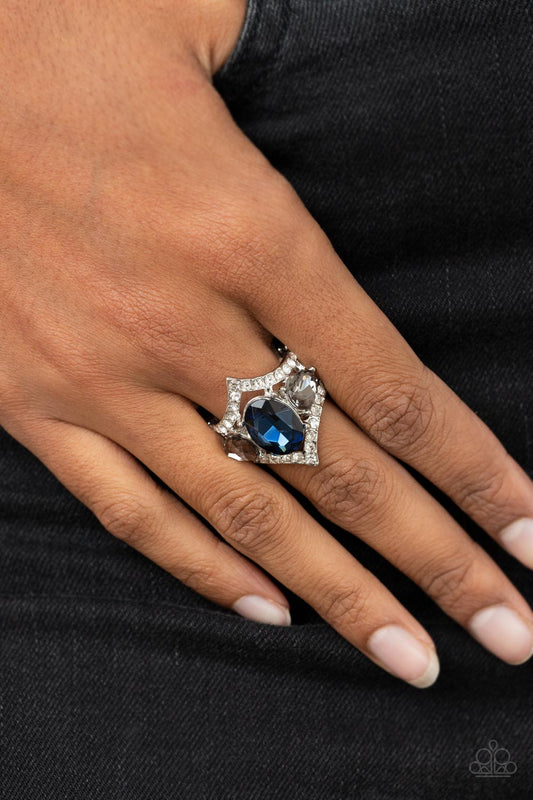 Bow Down to Dazzle - blue - Paparazzi ring