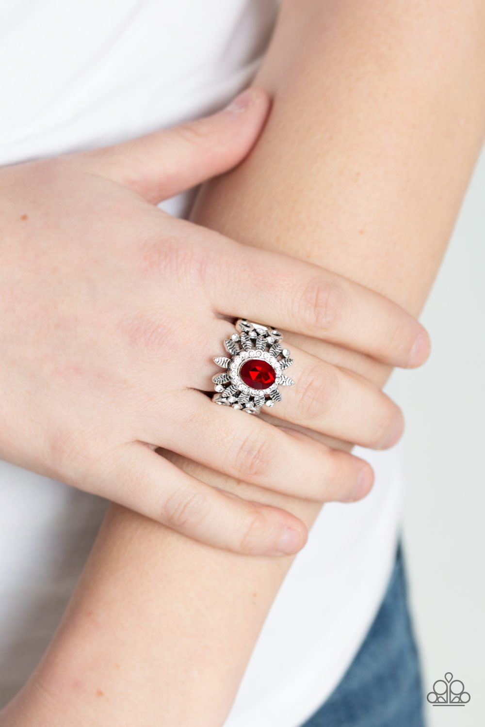 Burn Bright-red-Paparazzi ring