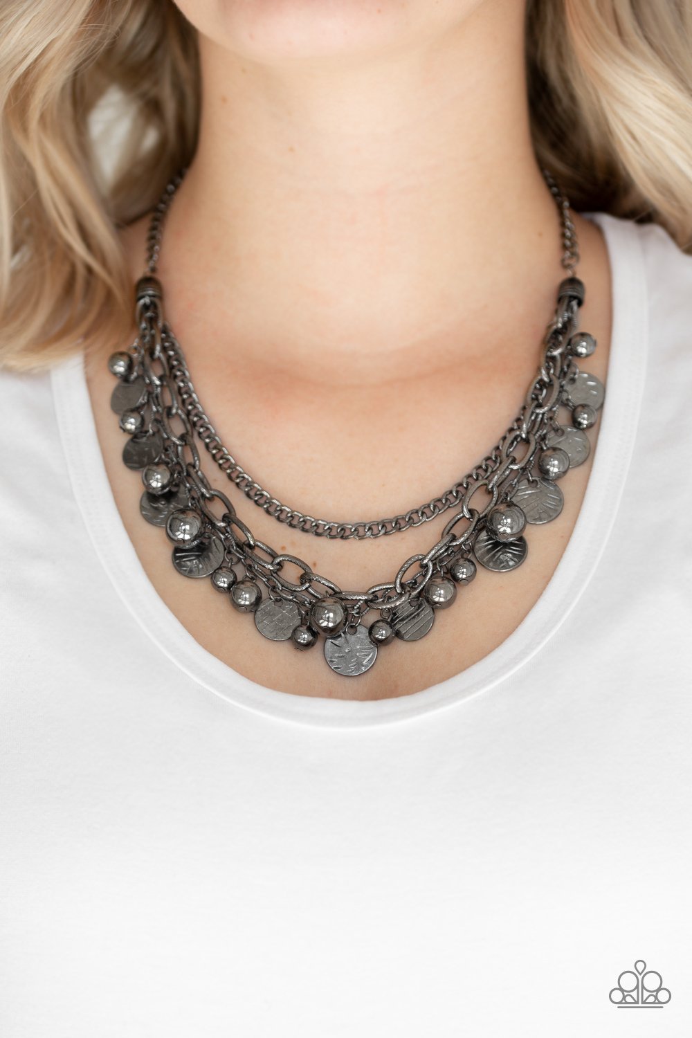 Cast Away Treasure - black - Paparazzi necklace