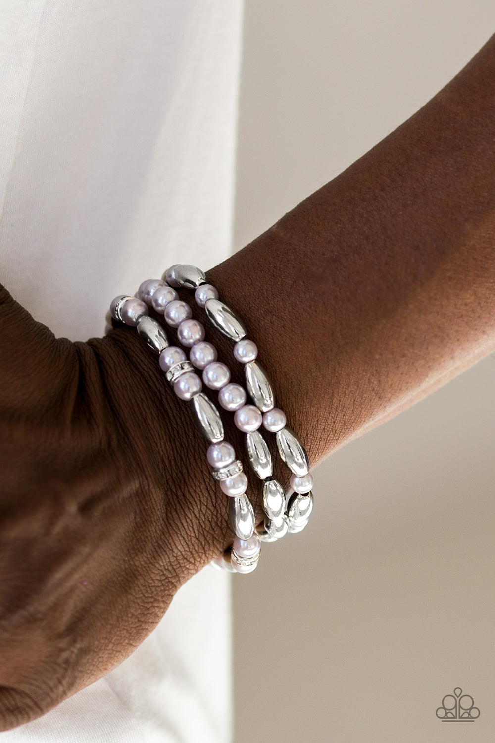 Chic Contender - silver - Paparazzi bracelet