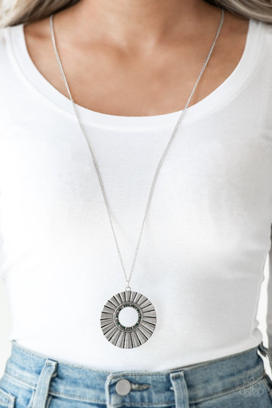 Chicly Centered-multi-Paparazzi necklace