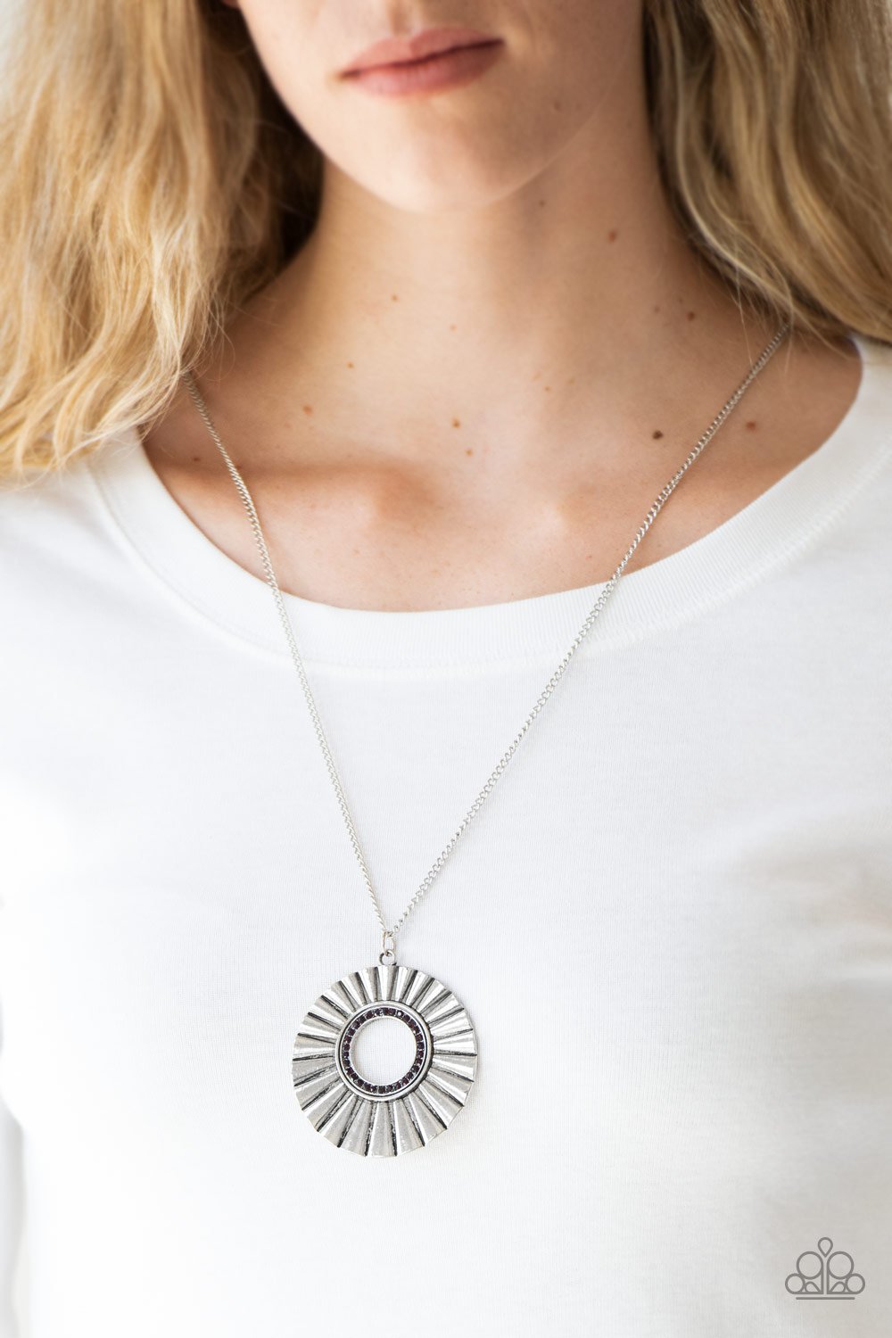 Chicly Centered-purple-Paparazzi necklace