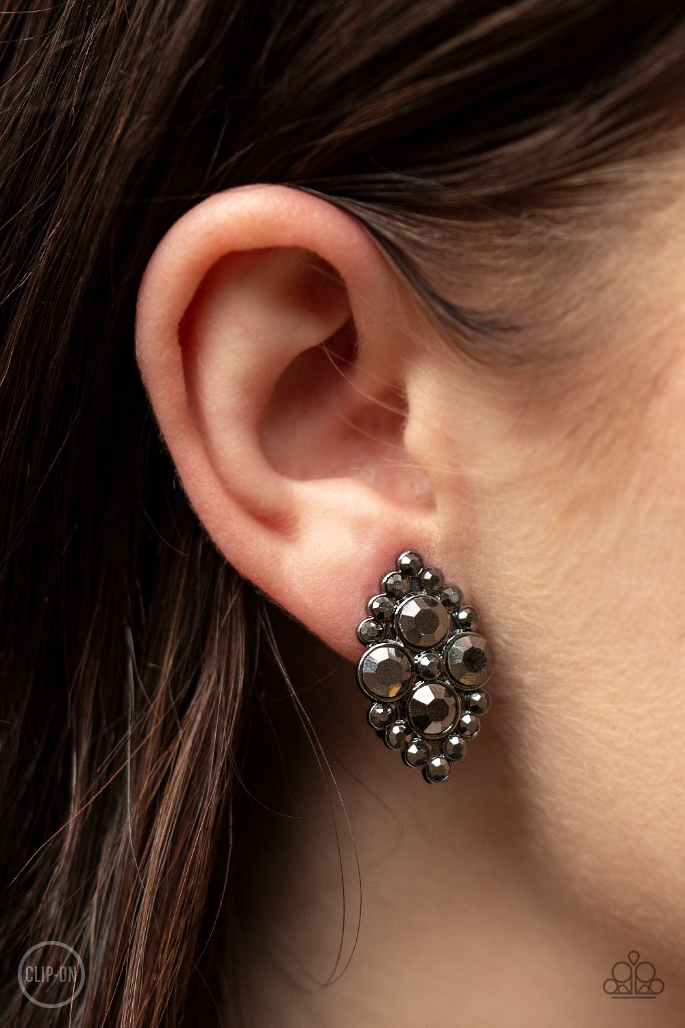 City Gardens-black-Paparazzi Clip On Earrings