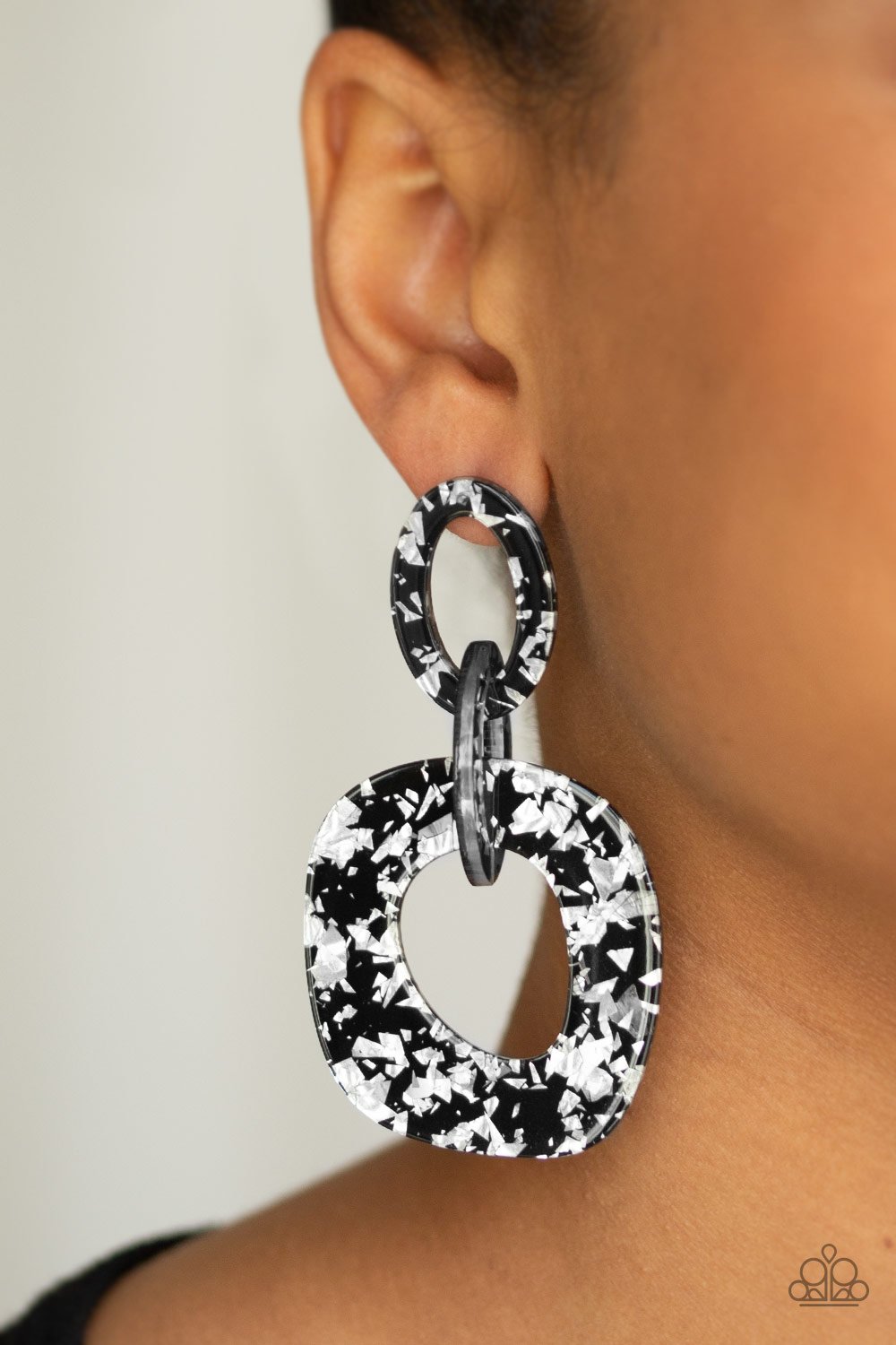 Confetti Congo-silver-Paparazzi earrings