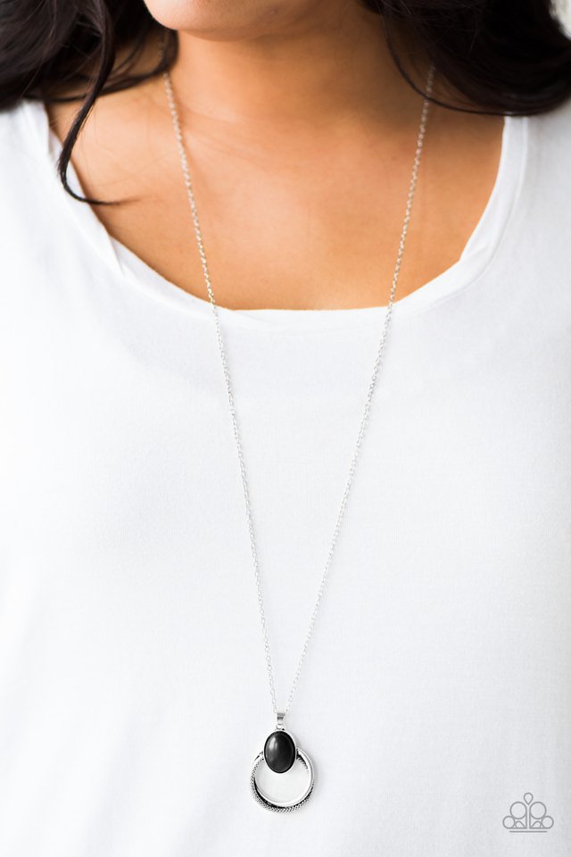 Contemporary ARTISAN - Black - Paparazzi necklace