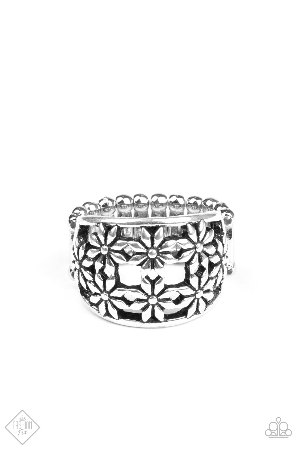 Crazy About Daisies - silver - Paparazzi ring