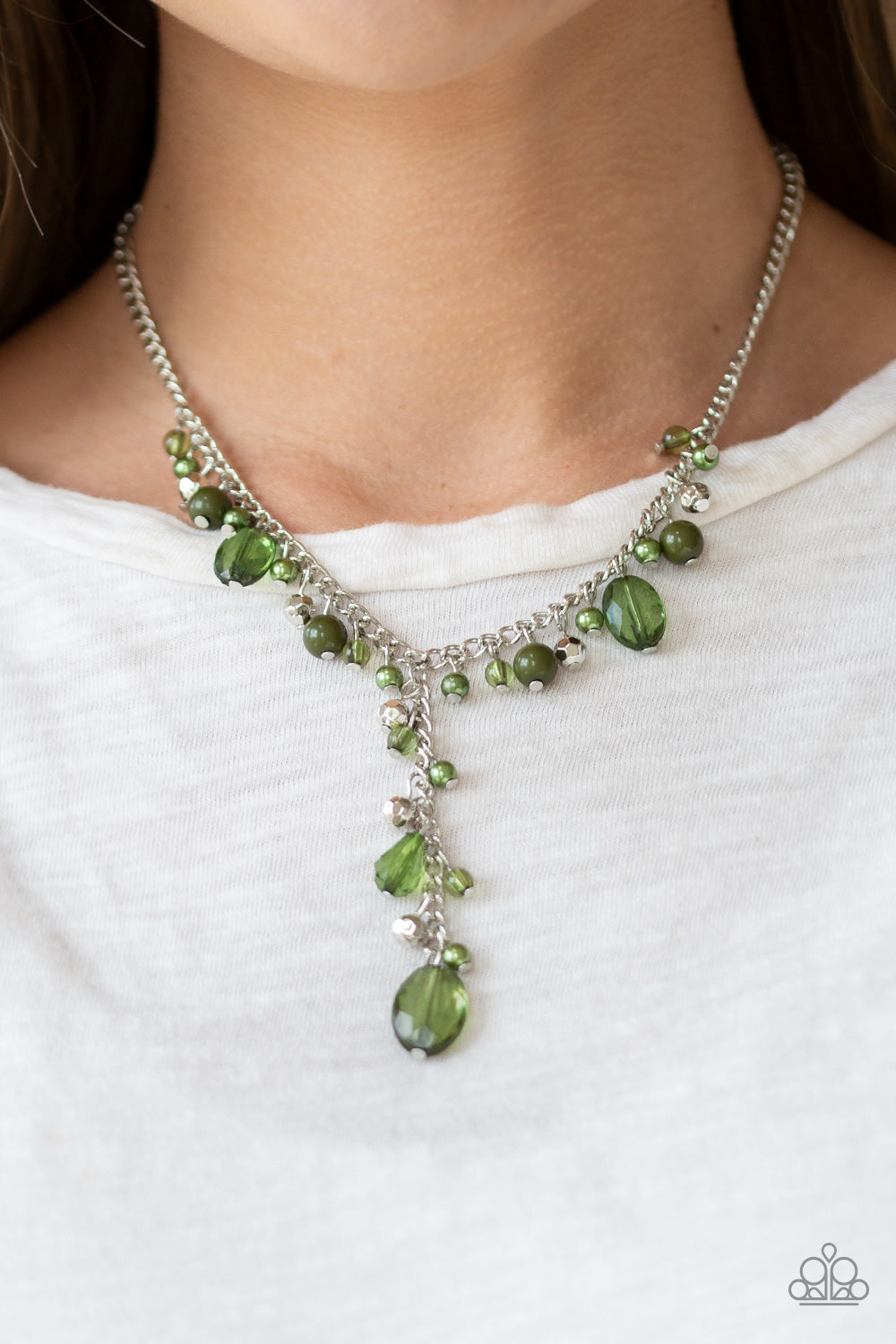 Crystal Couture - green - Paparazzi necklace