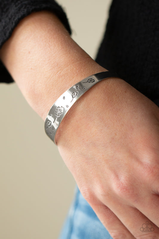 Dandelion Dreamland - silver - Paparazzi bracelet