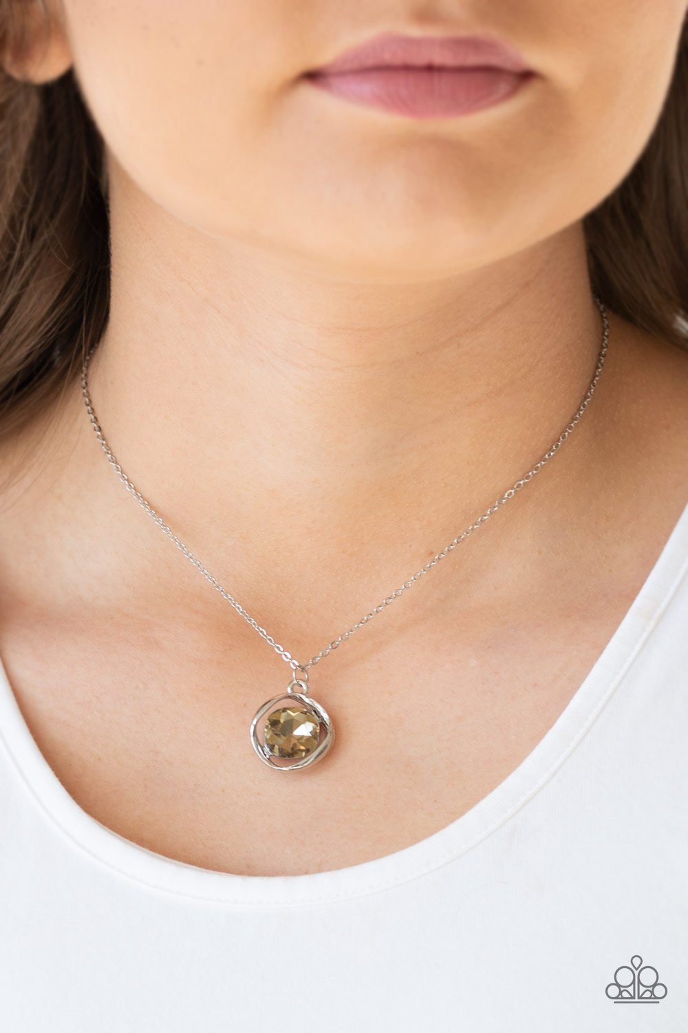 Dazzle in Diamonds - brown - Paparazzi necklace