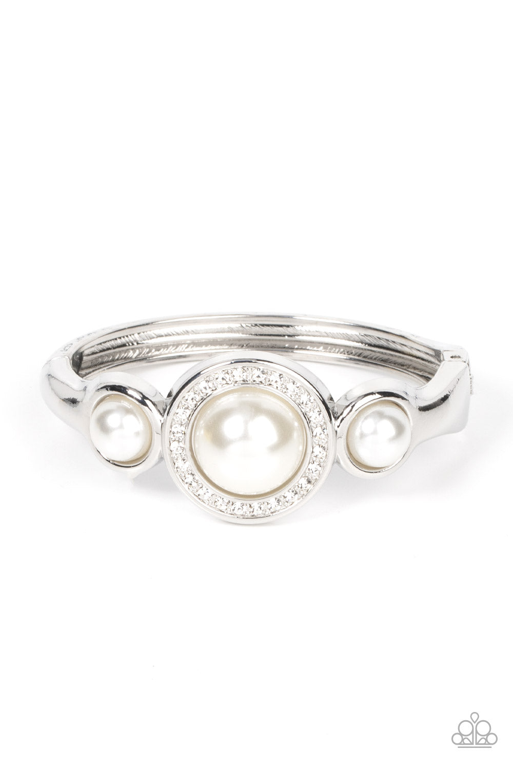 Debutante Daydream - white - Paparazzi bracelet