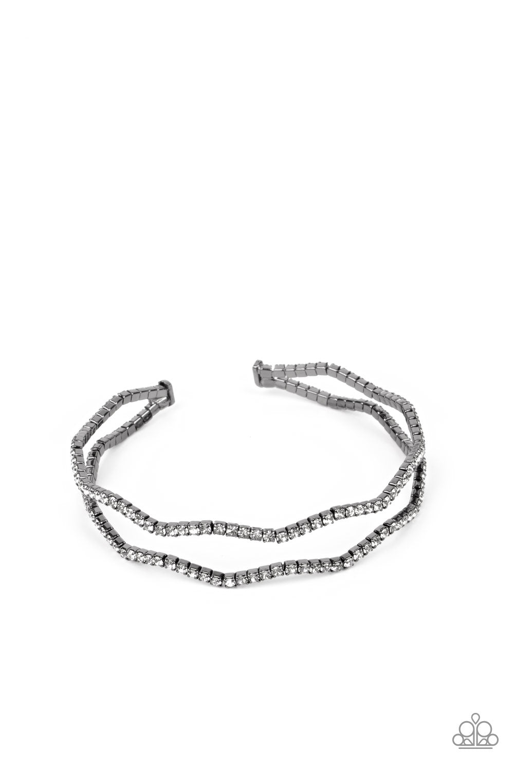 Delicate Dazzle - black - Paparazzi bracelet