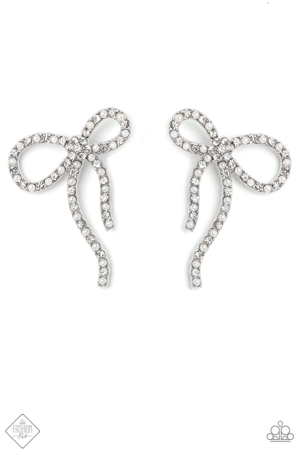 Deluxe Duet - white - Paparazzi earrings