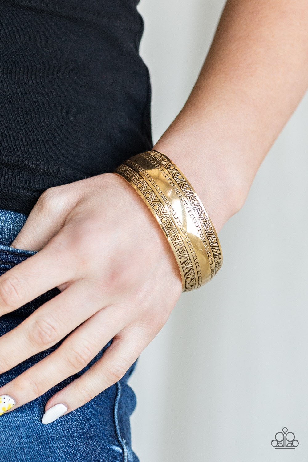 Desert Peaks-gold-Paparazzi bracelet