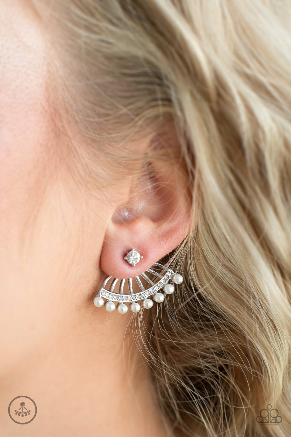 Drama Queen Dimension - white - Paparazzi earrings