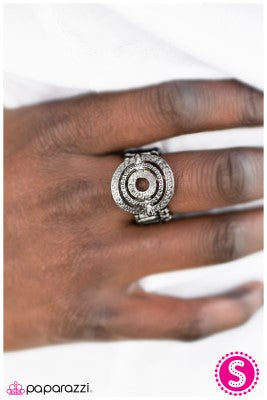 Easy Target - Black - Paparazzi ring