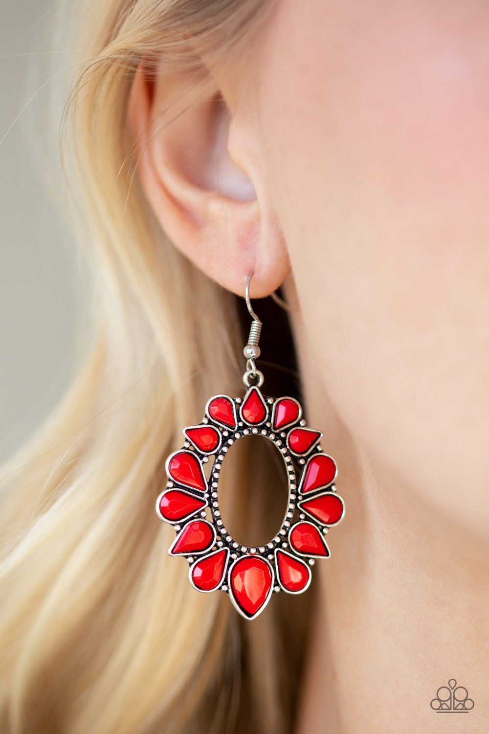 Fashionista Flavor - red - Paparazzi earrings