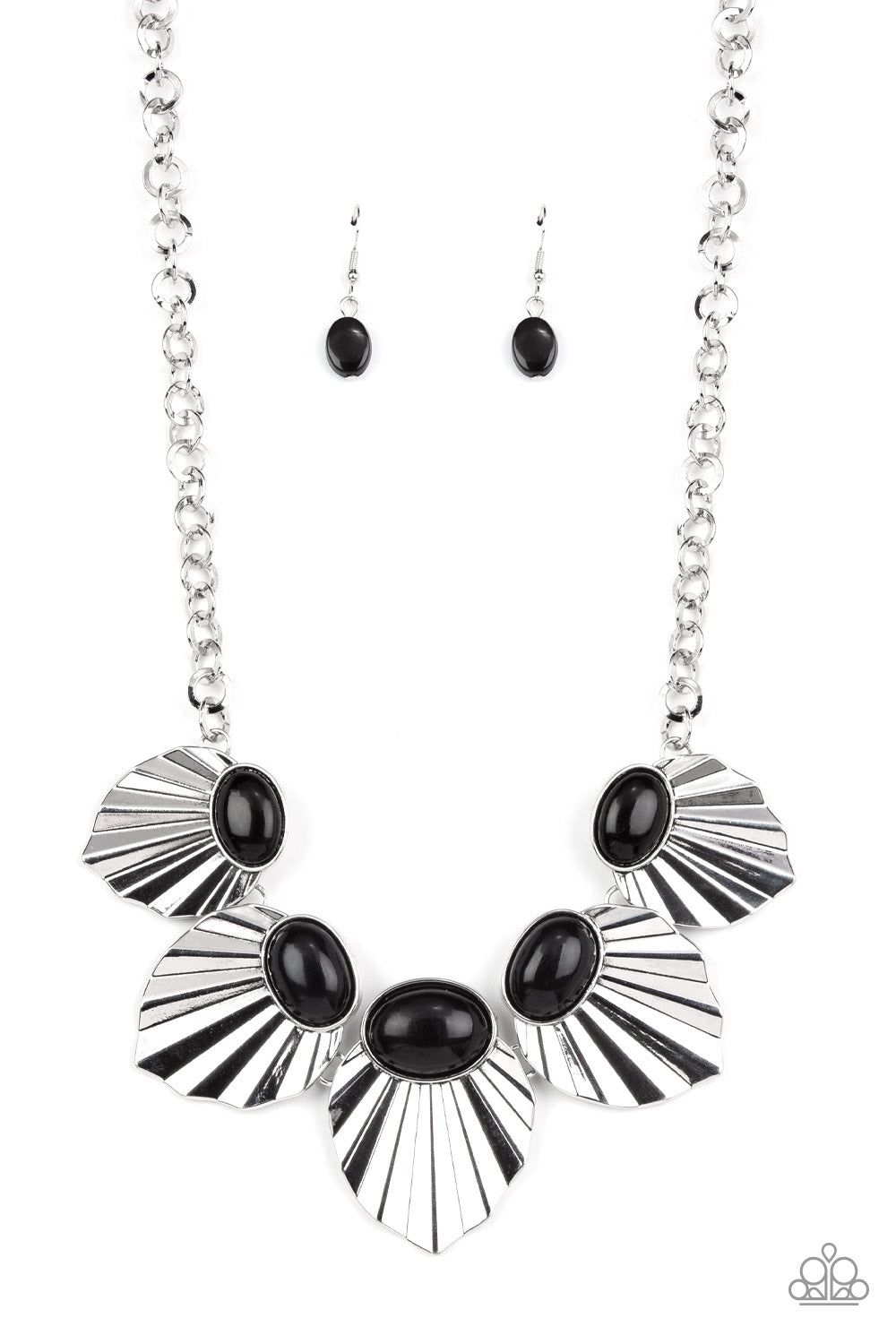 Fearlessly Ferocious - black - Paparazzi necklace