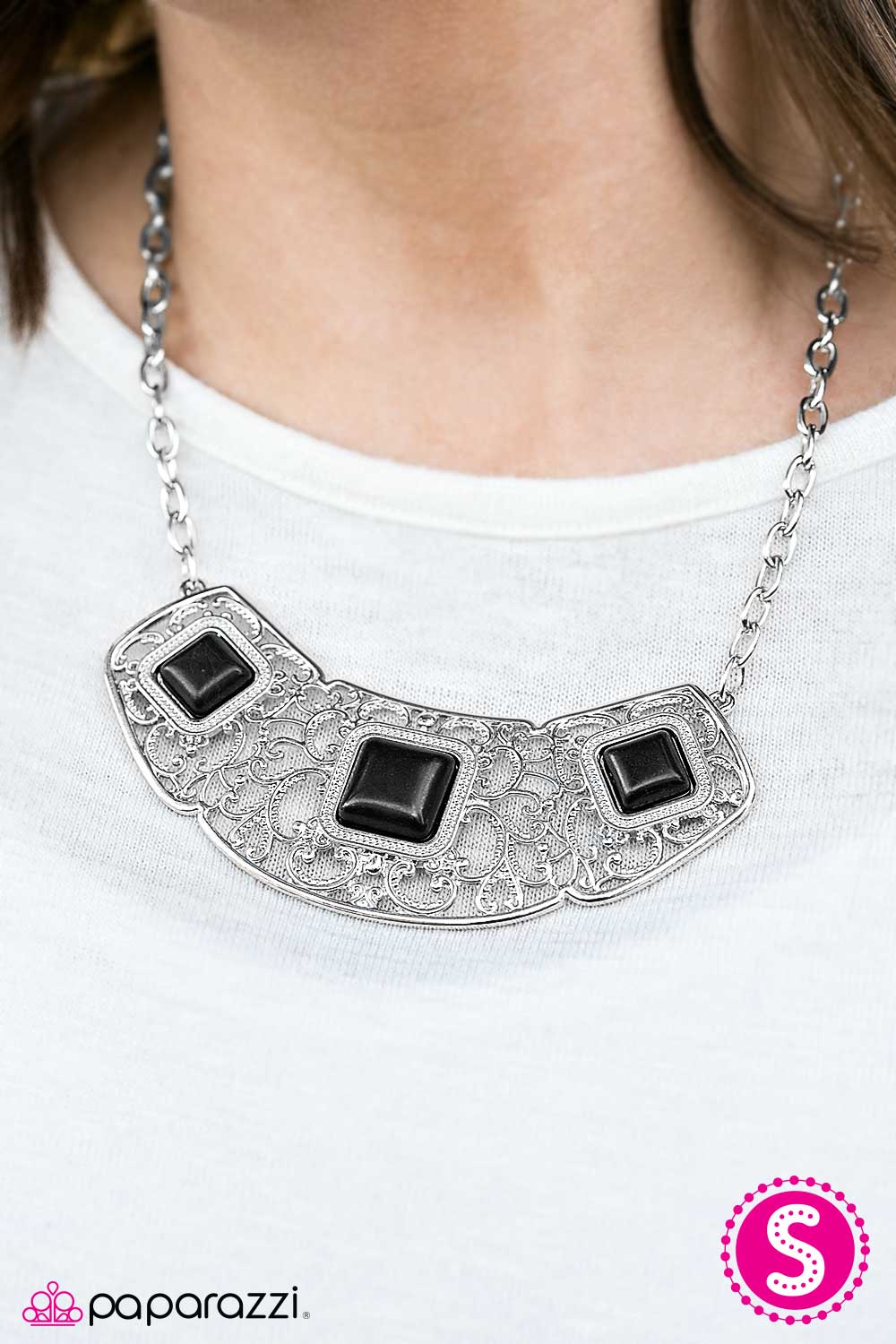 Feeling Inde-PENDANT - Paparazzi necklace