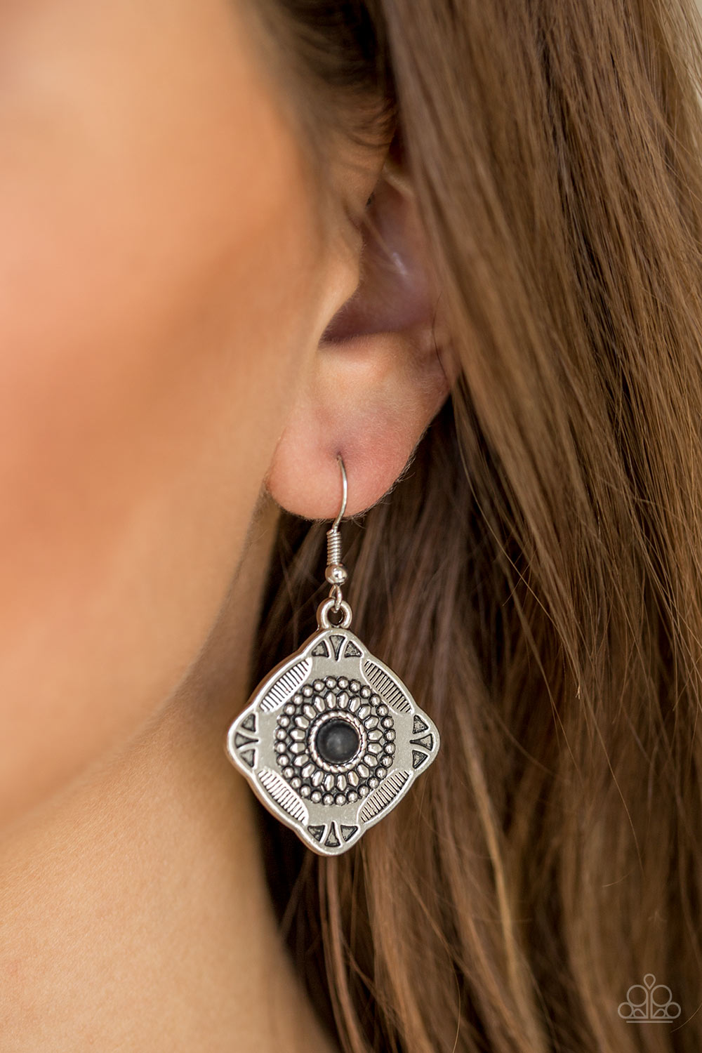 Fiercely Four Corners - black - Paparazzi earrings