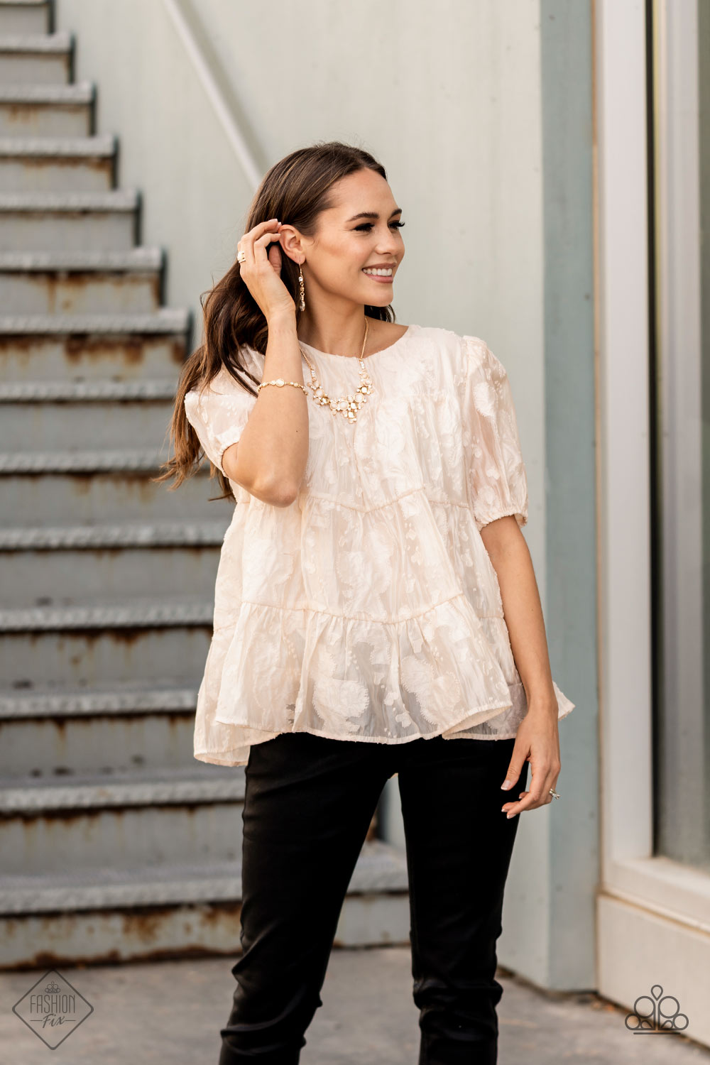 Fairytale Affair - gold - Paparazzi necklace