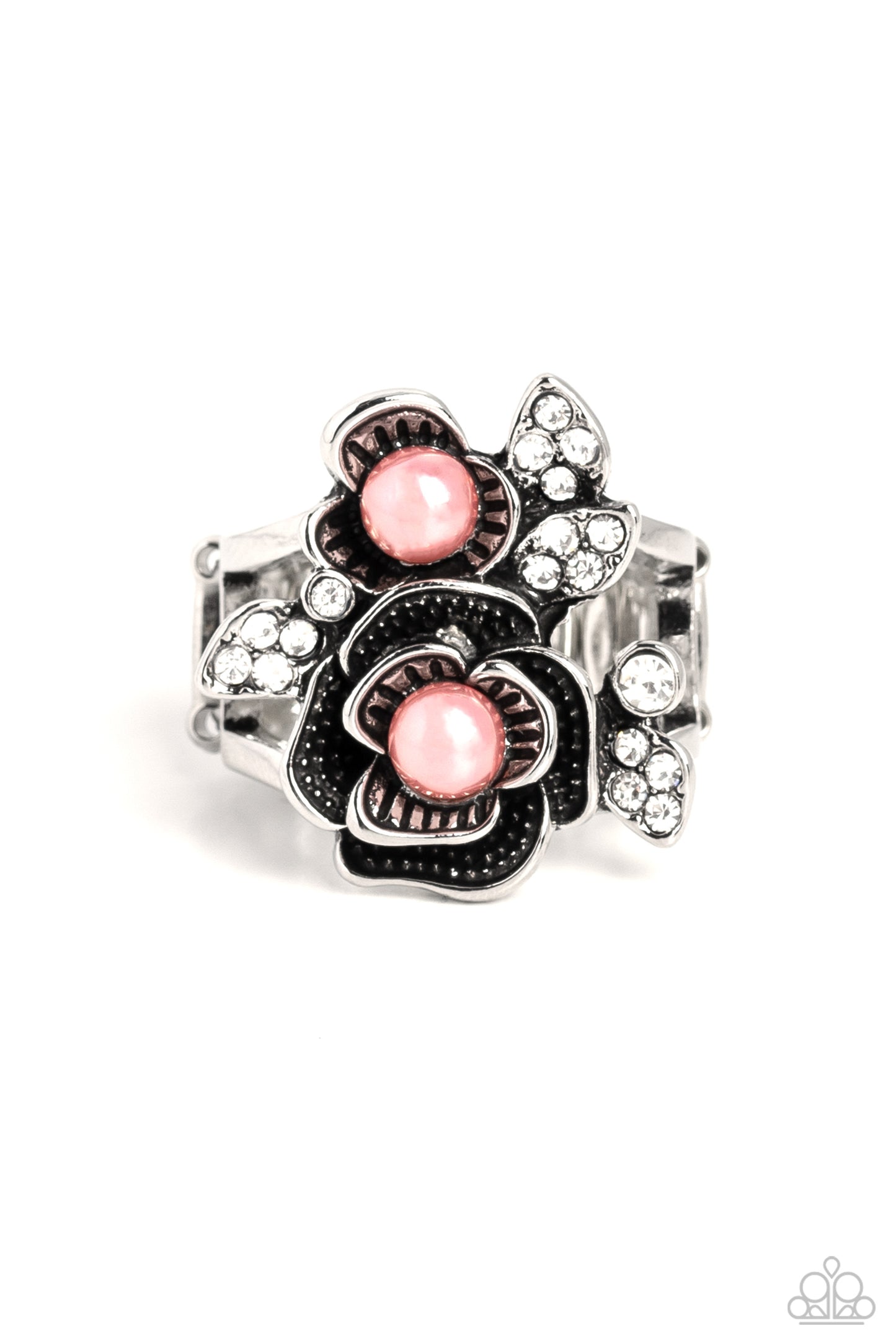 Fine-BLOOMING - orange - Paparazzi ring