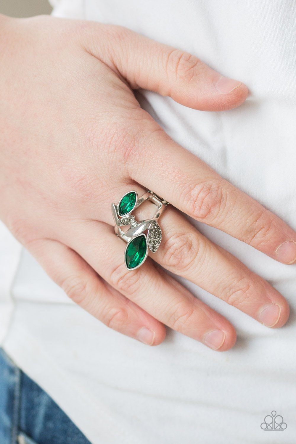 Flawless Foliage-green-Paparazzi ring