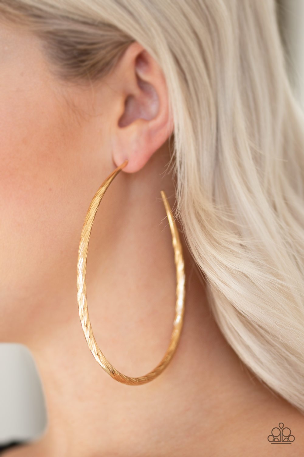 Fleek All Week-gold-Paparazzi earrings