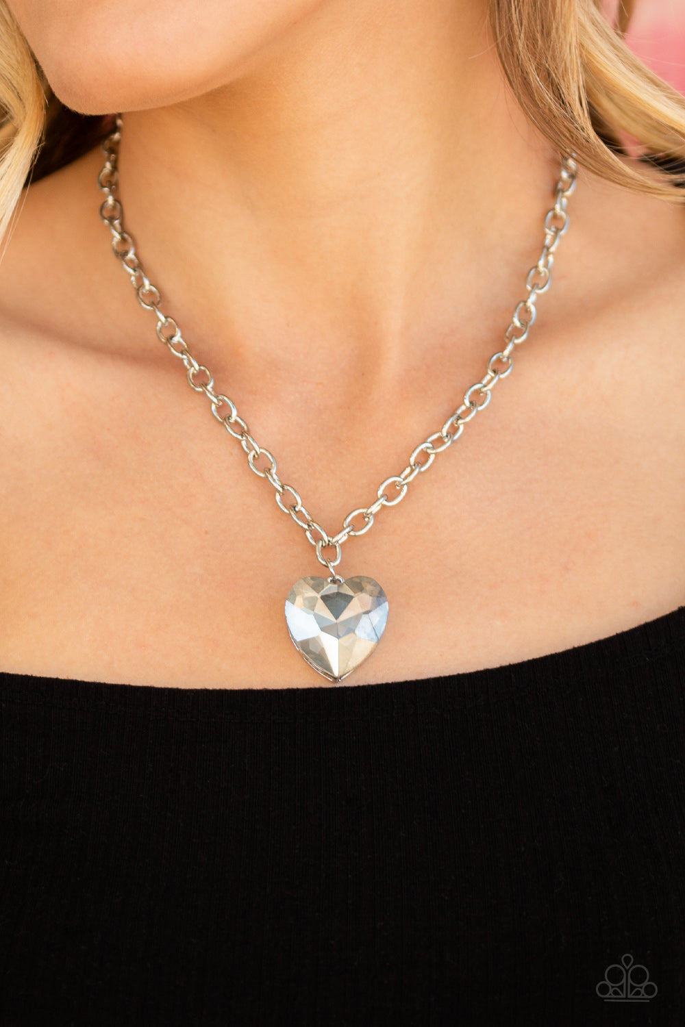 Flirtatiously Flashy - silver - Paparazzi necklace