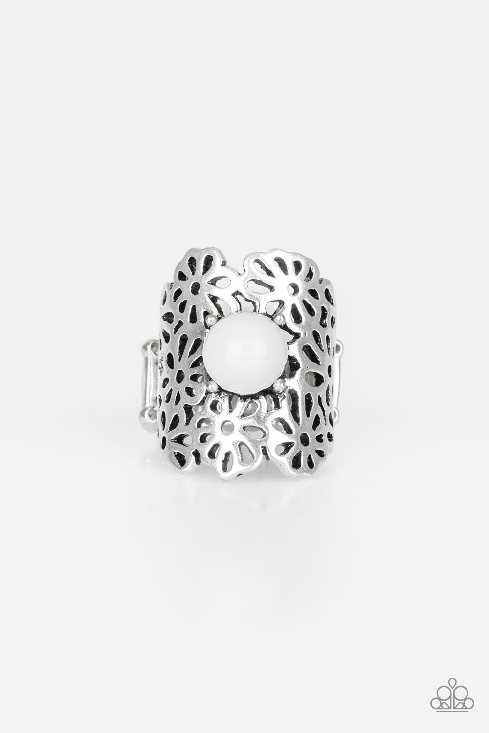 Flower Shower - white - Paparazzi ring