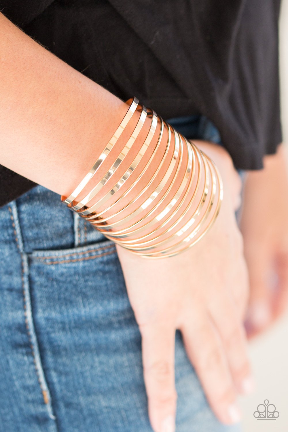 Front Line Shine-gold-Paparazzi bracelet