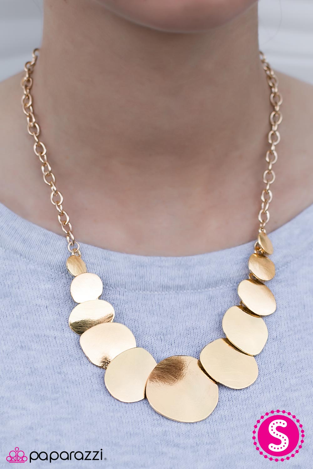 GLAM Artist - Gold - Paparazzi necklace