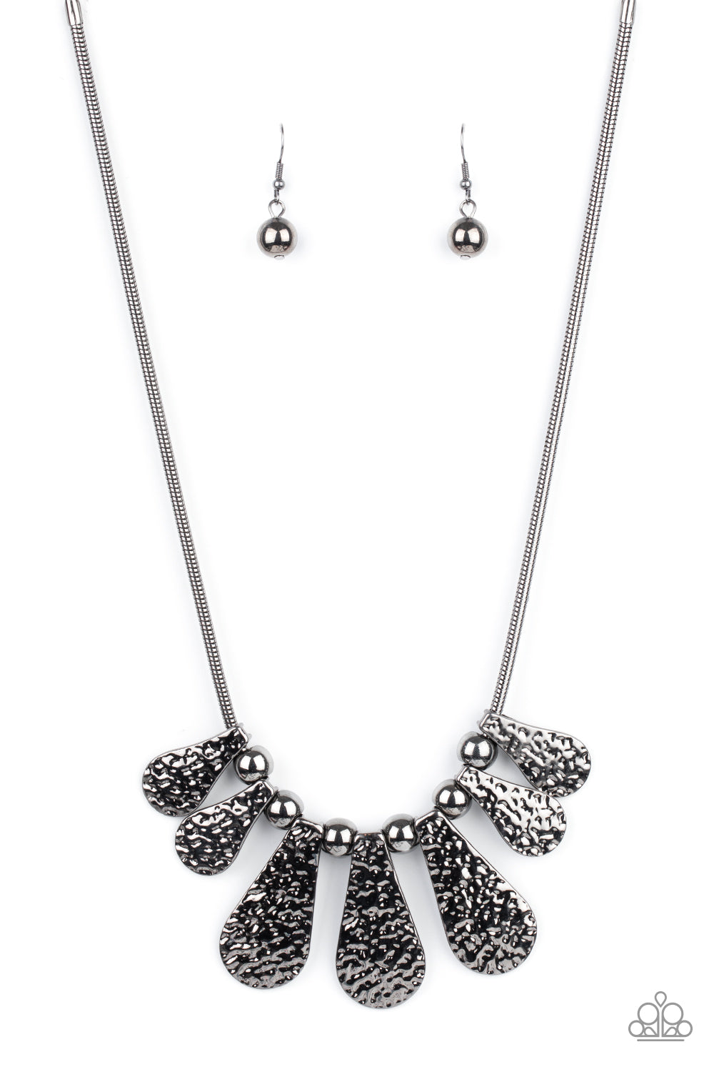Gallery Goddess - black - Paparazzi necklace