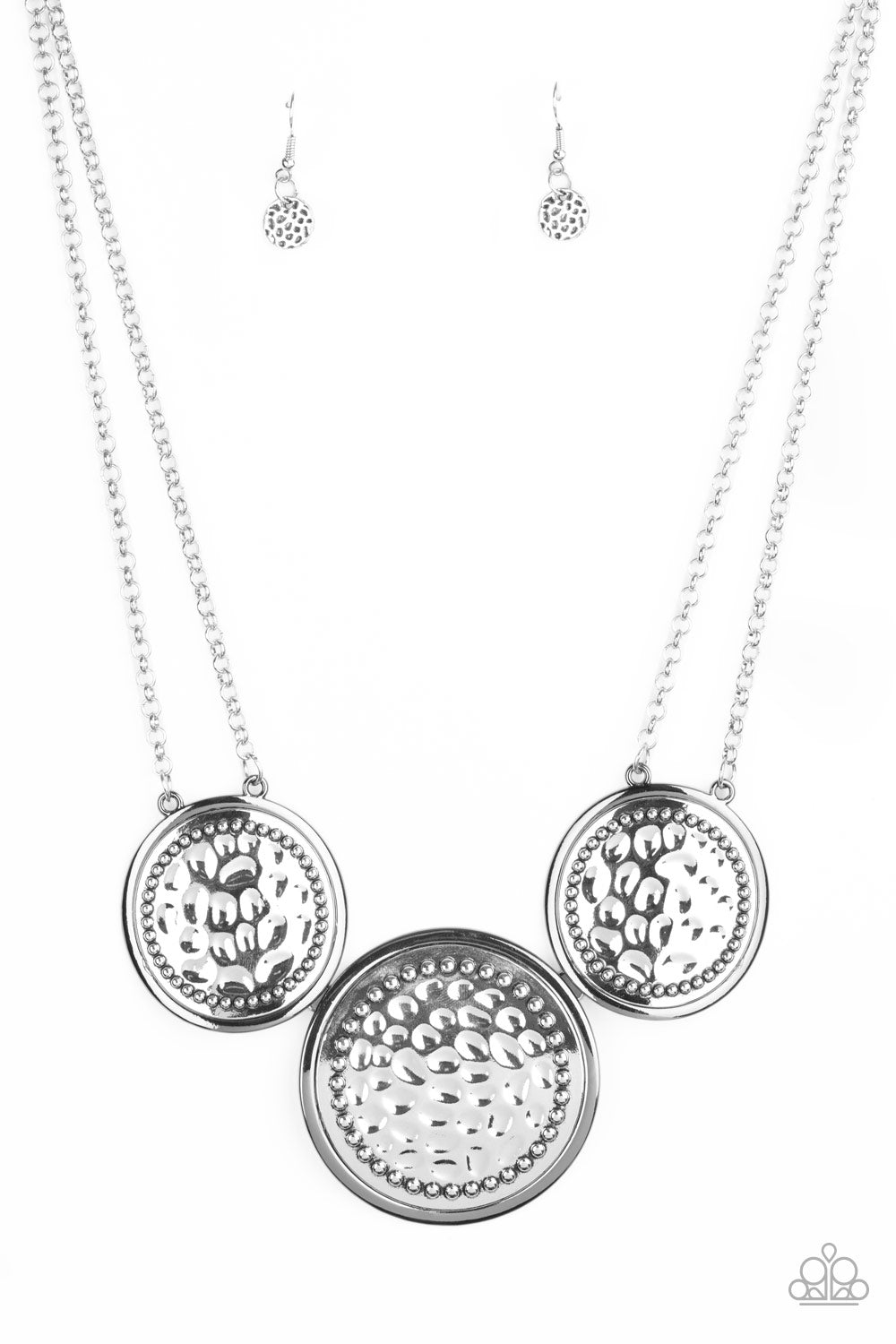 Gladiator Glam - black - Paparazzi necklace