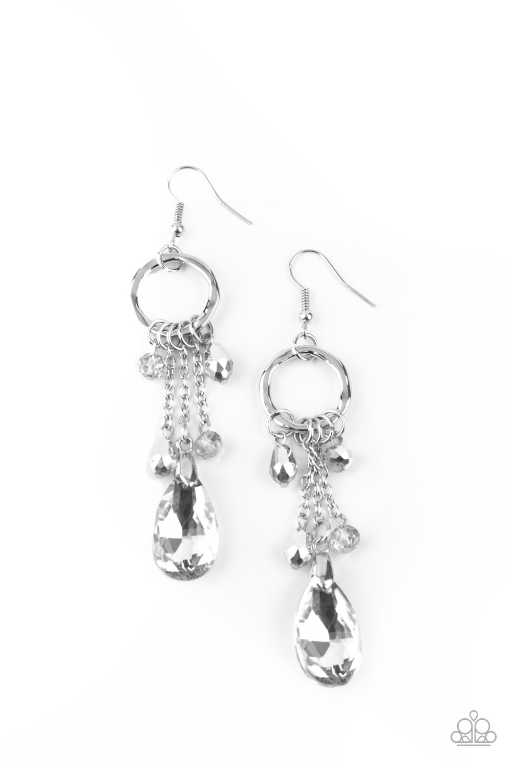 Glammed Up Goddess - silver - Paparazzi earrings