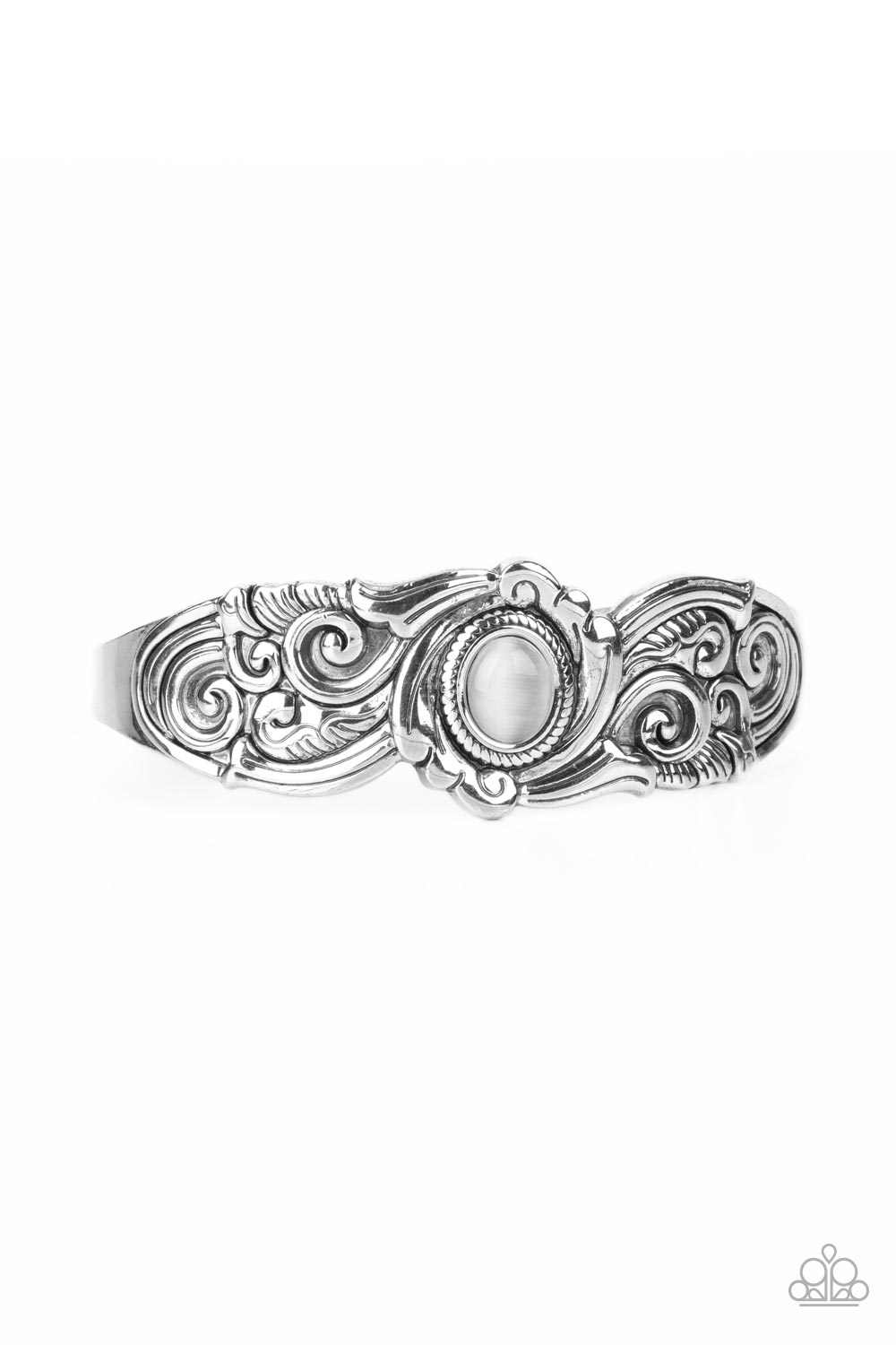 Glowing Enchantment - white - Paparazzi bracelet