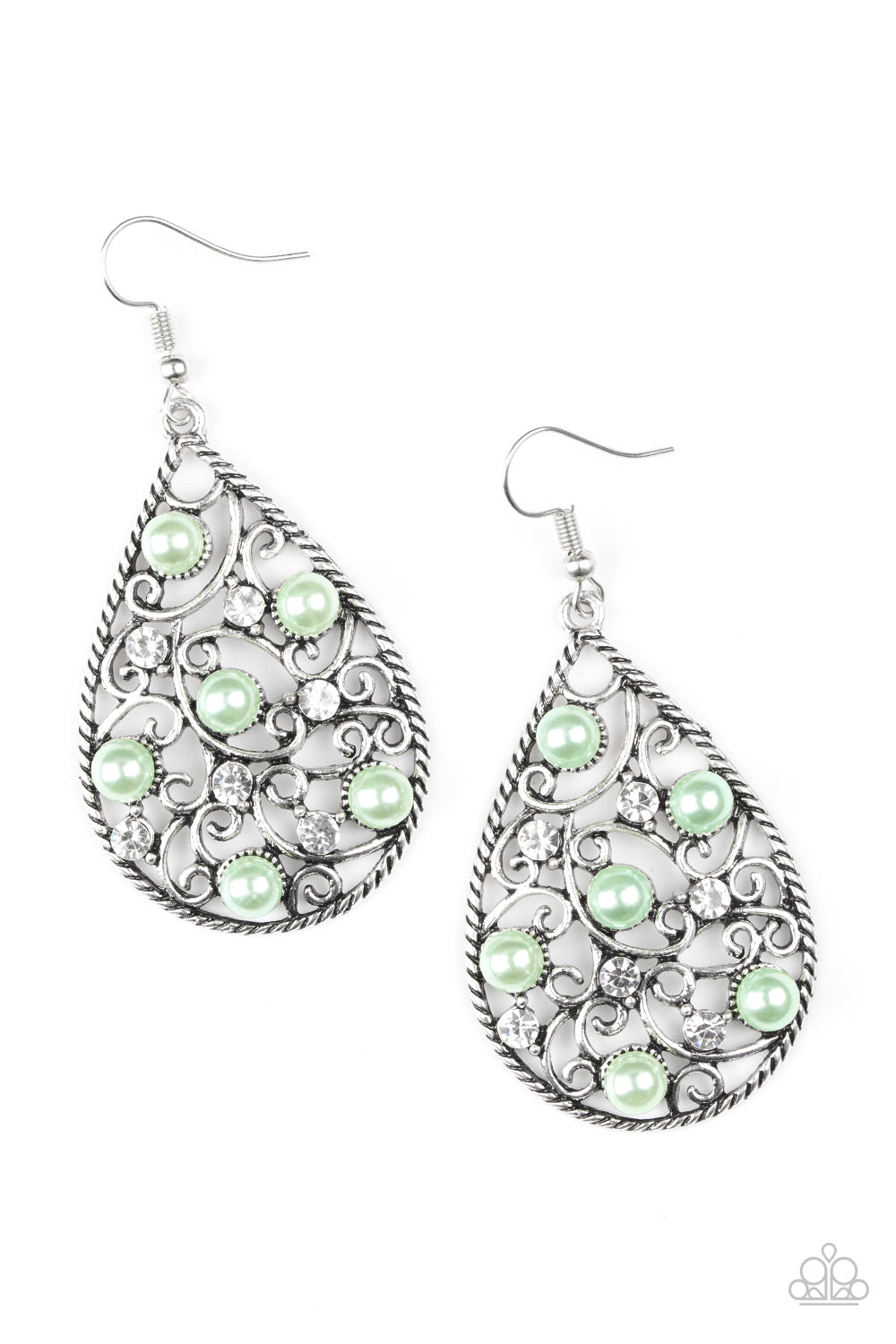 Glowing Vineyards - green - Paparazzi earrings