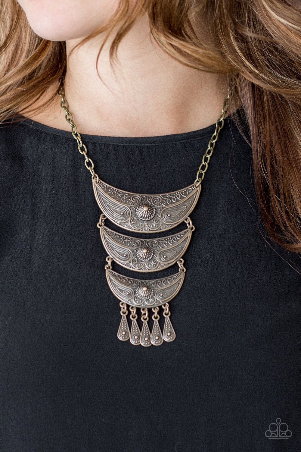 Go Steer Crazy - brass - Paparazzi necklace
